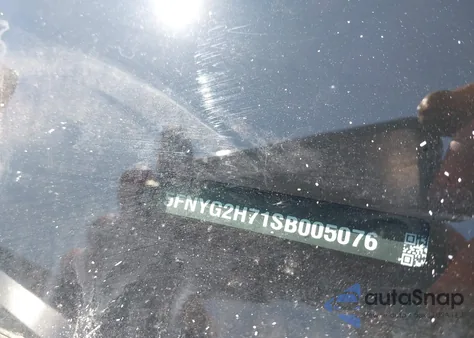 2025 Honda Pilot Touring z USA, uszkodzony, nr VIN 5FNYG2H71SB005076